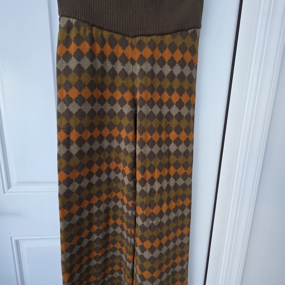 Stylish Geometric Patterned Pants